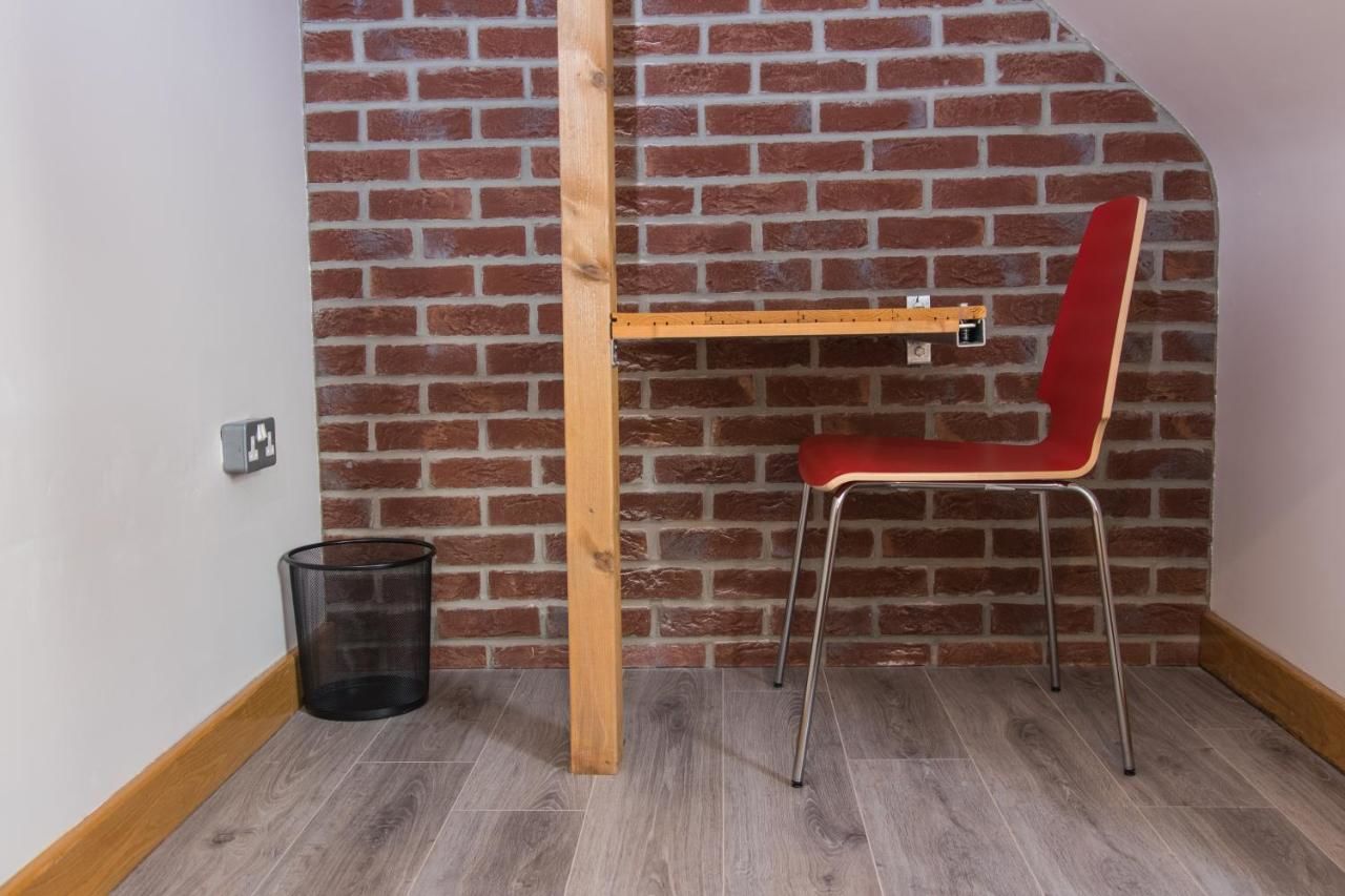 Хостелы The Nest Boutique Hostel Голуэй