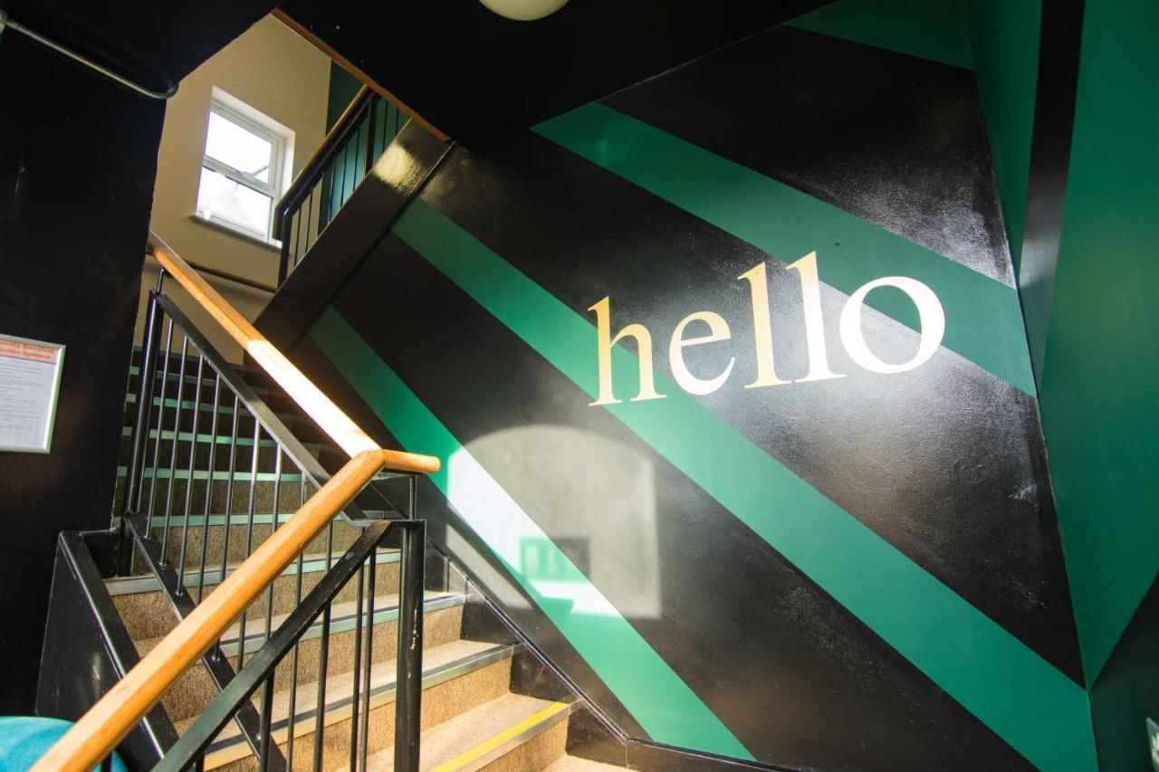 Хостелы The Nest Boutique Hostel Голуэй-27